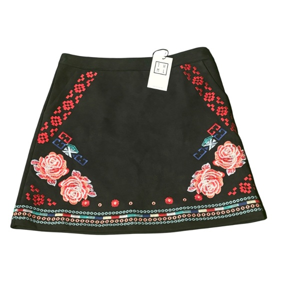 NWT THML  SZ L Boho Hippie Embroidered Suede Like Skirt  Festival 60s Coachella - Picture 3 of 8